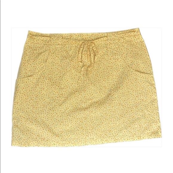 Vintage American Eagle Outfitters Ditzy printed Yellow Flower Print Skirt size 4 - Picture 1 of 9